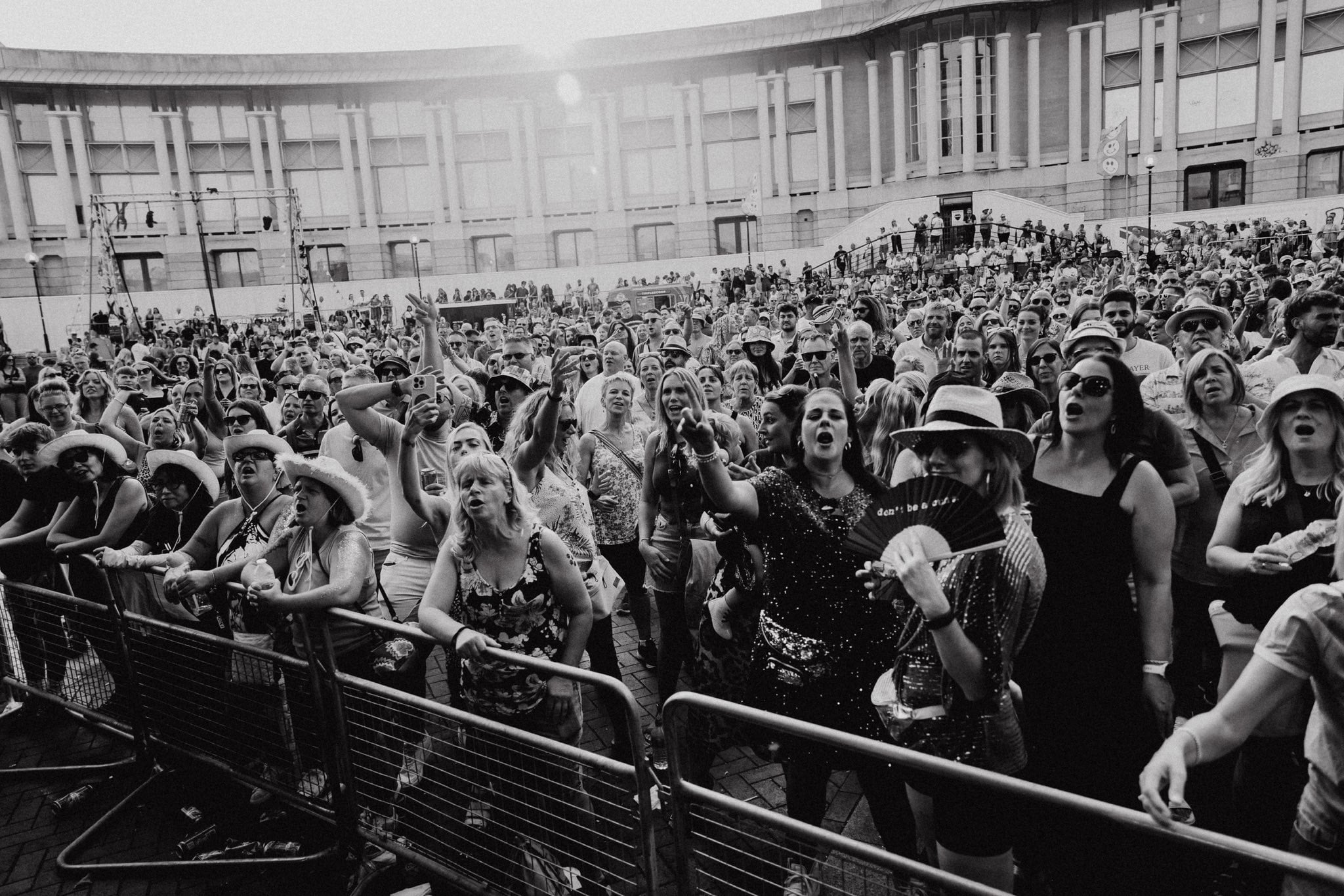 Rock Iconic crowd interaction moment